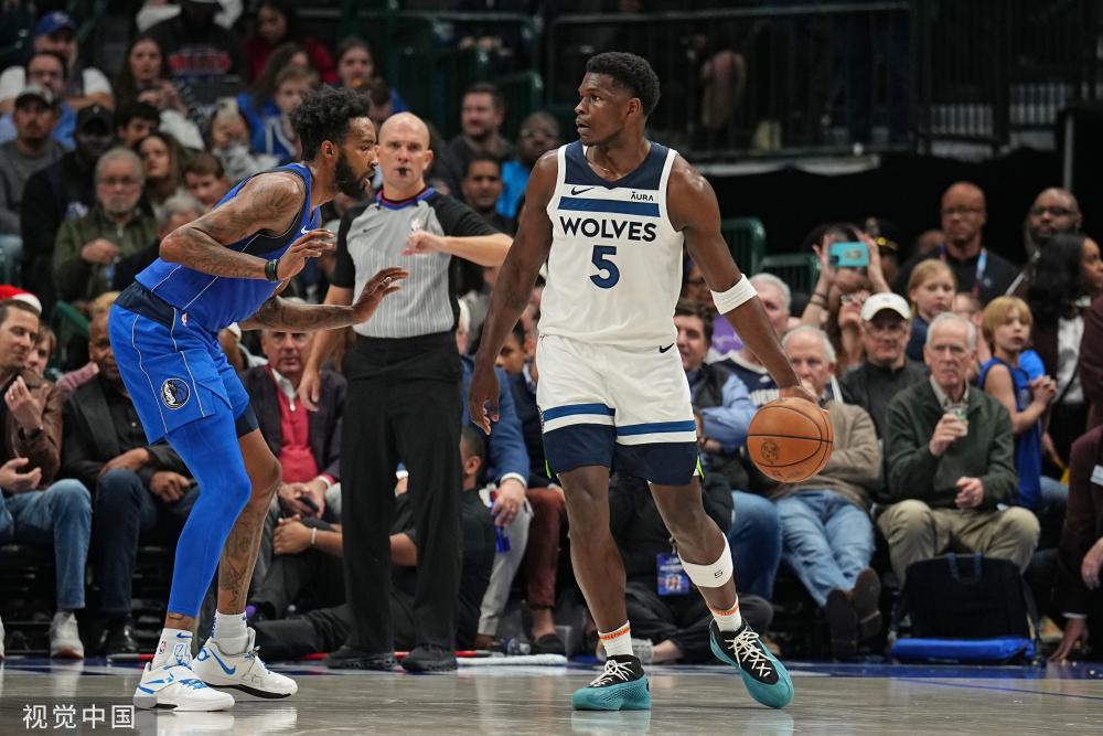 球场艺术家 球场艺术家