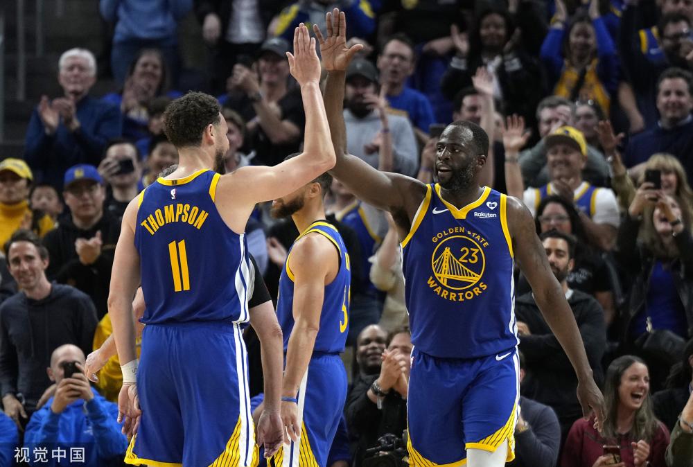 在场上的每 在场上的每